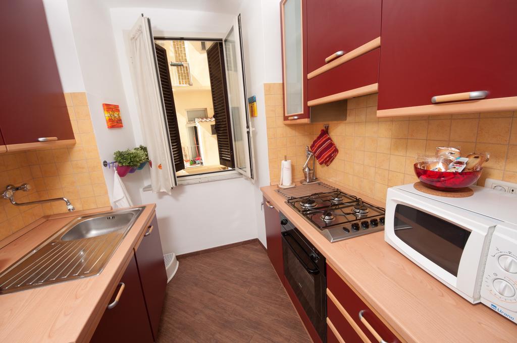 Very Close To S Peter Square, Few Minutes Walk To Metro A Appartement Rome