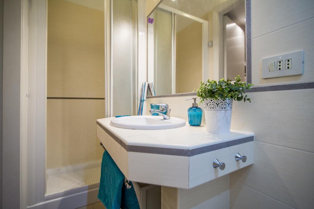 Appartement Very Close To S Peter Square, Few Minutes Walk To Metro A